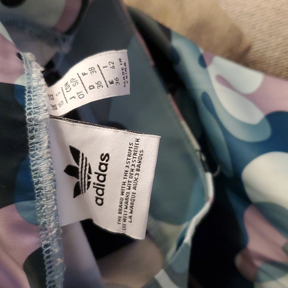 Adidas. Flash $ - Picture 2 of 11